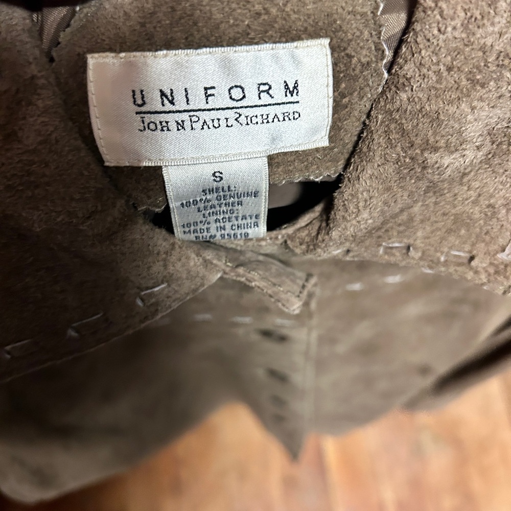 Leather Jacket - Picture 3 of 6
